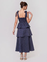 Jacquard Scoop Neckline Solid Bowknot Layered Maxi Dress